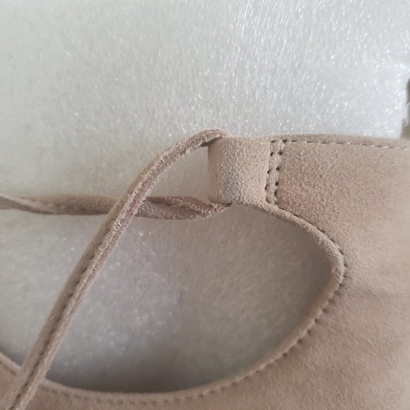 *New in Box* Lace up ballet flats - Picture 4 of 10